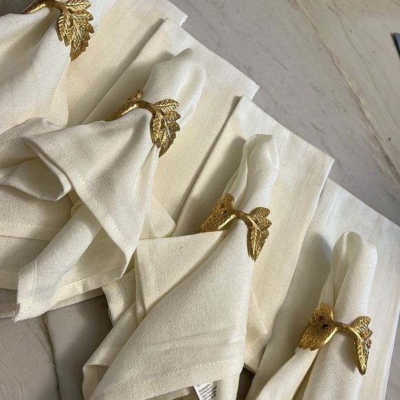 Set of 8 Cloth Napkins, Creamy Off-White. NWT - Picture 8 of 11